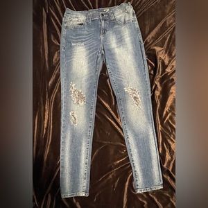 Seven7 size 4 girlfriend style jeans with silver sequin patches. Never worn.